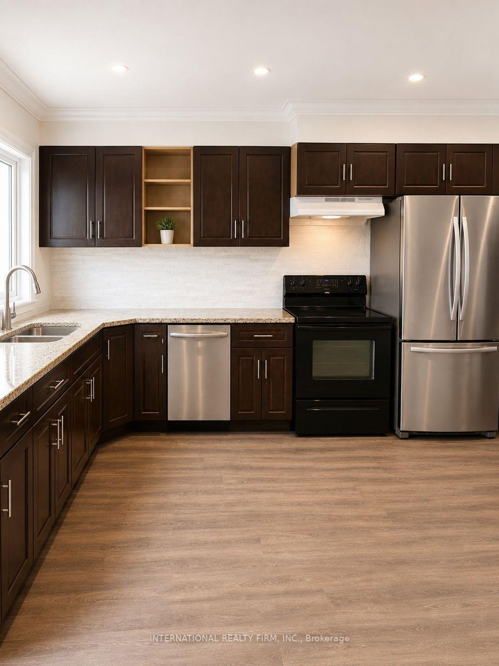 36 Ridge Road, CFB, Toronto 