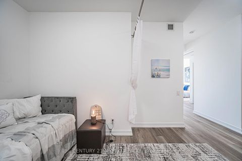 Photo 8 at 417 - 57 St. Joseph Street, Bay Street Corridor, Toronto
