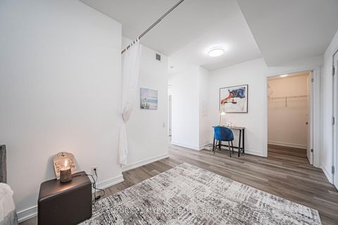 Photo 9 at 417 - 57 St. Joseph Street, Bay Street Corridor, Toronto