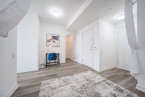 Photo 11 at 417 - 57 St. Joseph Street, Bay Street Corridor, Toronto