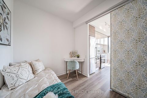 Photo 27 at 417 - 57 St. Joseph Street, Bay Street Corridor, Toronto