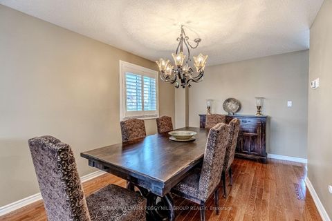 Photo 5 at 35 Benjamin Lane, Painswick South, Barrie
