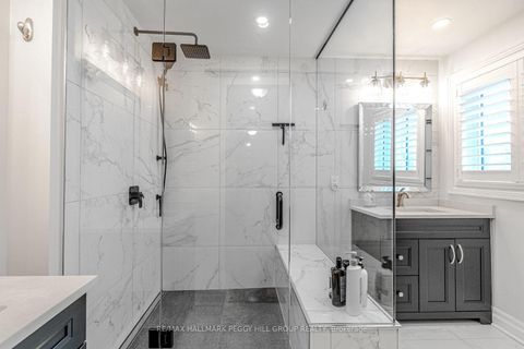 Photo 9 at 35 Benjamin Lane, Painswick South, Barrie
