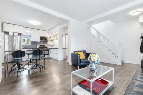 Photo 3 at 52 Third Street, New Toronto, Toronto