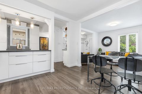 Photo 11 at 52 Third Street, New Toronto, Toronto