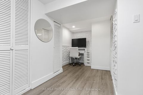 Photo 32 at 52 Third Street, New Toronto, Toronto