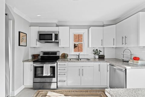 Photo 7 at 100 Atlee Avenue, Cliffside, Toronto