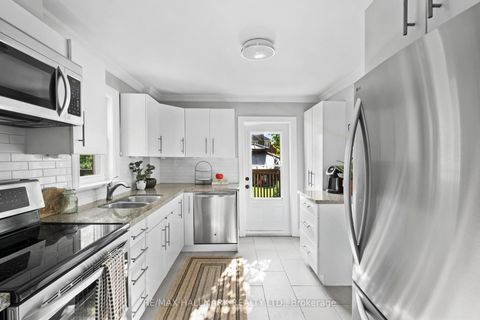 Photo 9 at 100 Atlee Avenue, Cliffside, Toronto