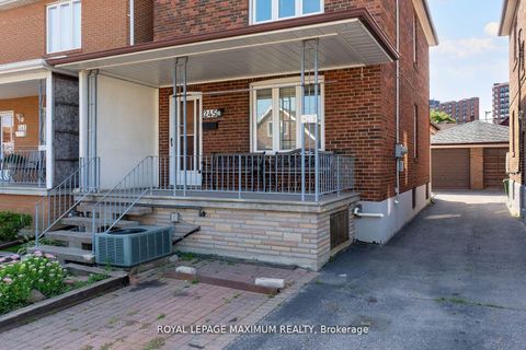 Photo 4 at 245 Belgravia Avenue, Belgravia, Toronto