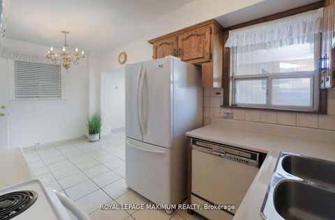 Photo 14 at 245 Belgravia Avenue, Belgravia, Toronto