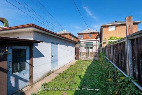 Photo 37 at 245 Belgravia Avenue, Belgravia, Toronto