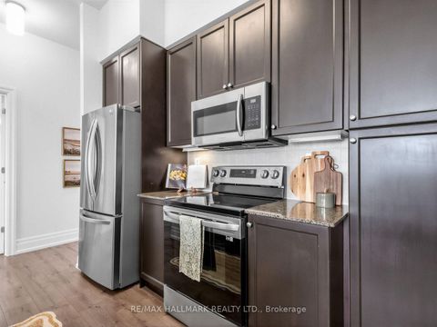 Photo 12 at LPH3 - 777 Steeles Avenue W, Newtonbrook West, Toronto