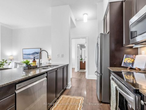 Photo 13 at LPH3 - 777 Steeles Avenue W, Newtonbrook West, Toronto