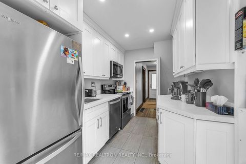 Photo 12 at 327 Deloraine Avenue, Lawrence Park North, Toronto
