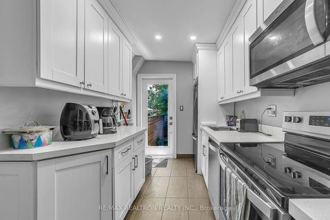 Photo 13 at 327 Deloraine Avenue, Lawrence Park North, Toronto