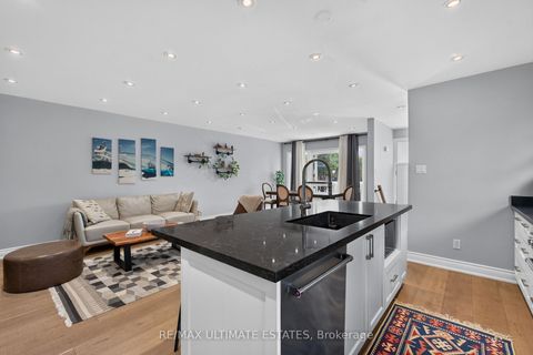Photo 9 at 325 Goldenwood Road, Steeles, Toronto