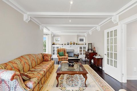 Photo 3 at 18 Yonge Boulevard, Lawrence Park North, Toronto