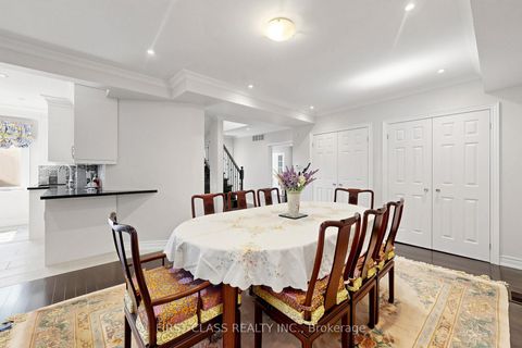 Photo 10 at 18 Yonge Boulevard, Lawrence Park North, Toronto