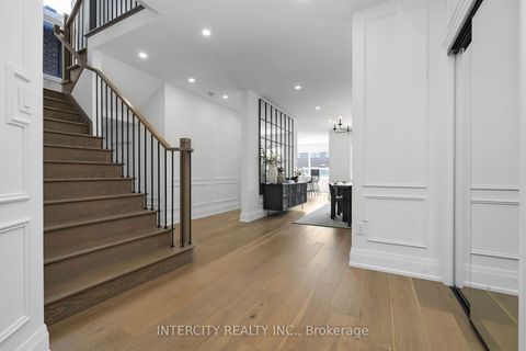 Photo 4 at 105 Via Carmine Avenue, Sonoma Heights, Vaughan
