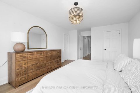 Photo 21 at 105 Via Carmine Avenue, Sonoma Heights, Vaughan