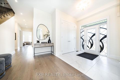 Photo 5 at 38 Bud Leggett Crescent, Keswick South, Georgina