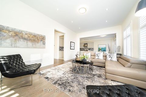 Photo 15 at 38 Bud Leggett Crescent, Keswick South, Georgina