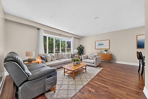 Photo 12 at 10 Gillbank Crescent S, Morningside, Toronto