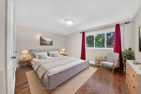Photo 23 at 10 Gillbank Crescent S, Morningside, Toronto