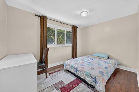 Photo 27 at 10 Gillbank Crescent S, Morningside, Toronto