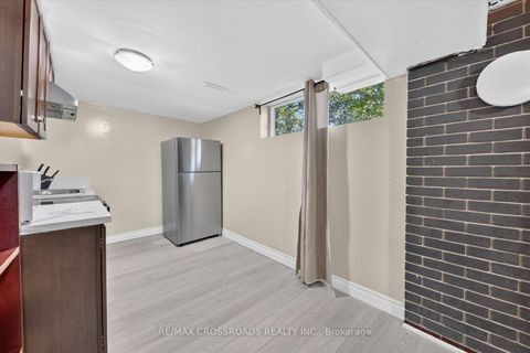 Photo 34 at 10 Gillbank Crescent S, Morningside, Toronto