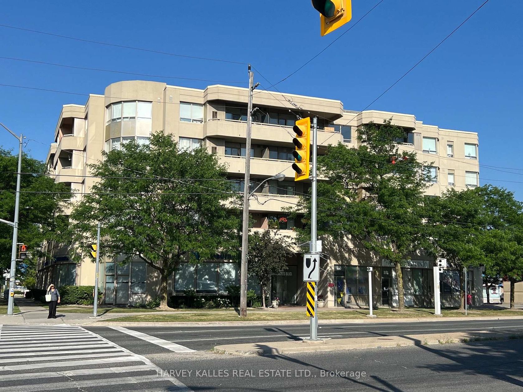 410 - 555 Wilson Heights Boulevard, Clanton Park, Toronto 