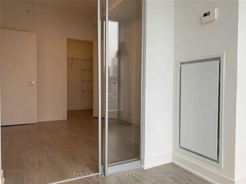 Photo 14 at 2306 - 30 Nelson Street, Bay Street Corridor, Toronto