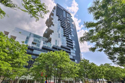 Photo 1 at 603 - 170 Bayview Avenue, Waterfront Communities C8, Toronto