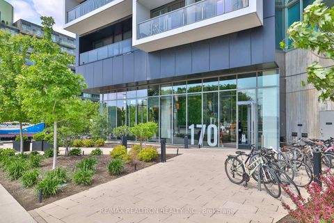 Photo 2 at 603 - 170 Bayview Avenue, Waterfront Communities C8, Toronto
