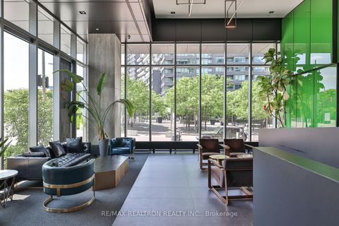 Photo 9 at 603 - 170 Bayview Avenue, Waterfront Communities C8, Toronto