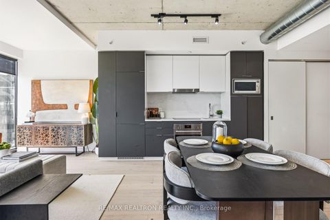 Photo 20 at 603 - 170 Bayview Avenue, Waterfront Communities C8, Toronto
