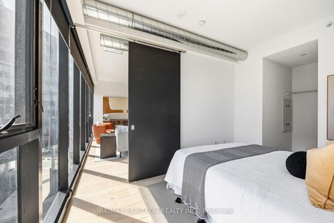 Photo 30 at 603 - 170 Bayview Avenue, Waterfront Communities C8, Toronto