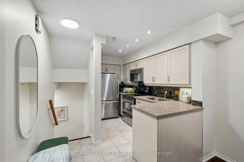 Photo 17 at 25 - 217 St. George Street, Annex, Toronto