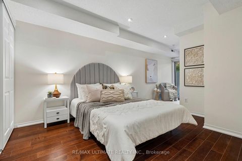 Photo 25 at 25 - 217 St. George Street, Annex, Toronto