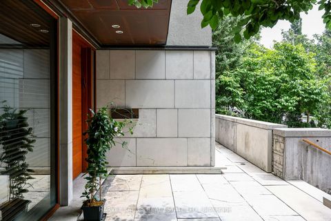 Photo 2 at 36 Millbank Avenue, Forest Hill South, Toronto