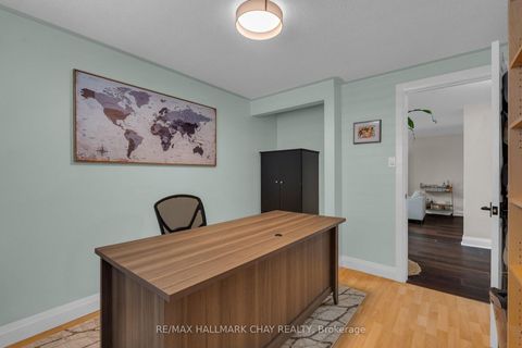 Photo 21 at 17 Benjamin Lane, Painswick South, Barrie