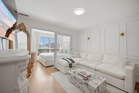 Photo 1 at 310 - 15 Maplewood Avenue, Cedarvale, Toronto