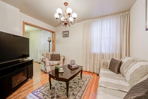 Photo 5 at 157 Ascot Avenue, Davenport, Toronto