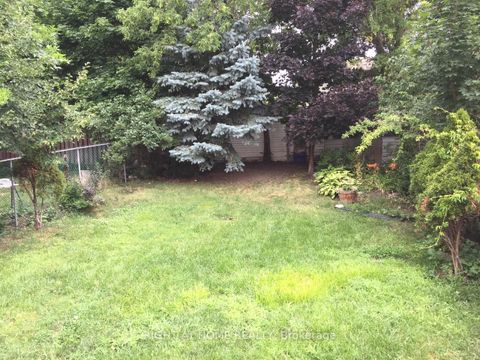 Photo 20 at 23 Carlton Road, Cundles East, Barrie