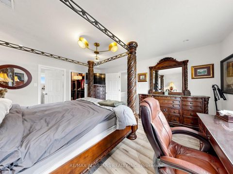 Photo 21 at 374 Adeline Drive, Keswick South, Georgina