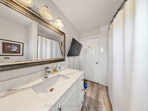 Photo 23 at 374 Adeline Drive, Keswick South, Georgina