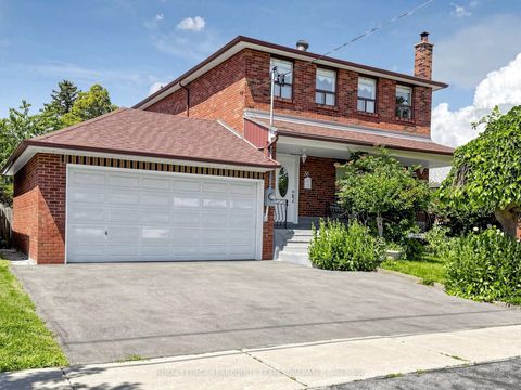 Photo 0 at 36 Lyon Heights Road, Bendale, Toronto