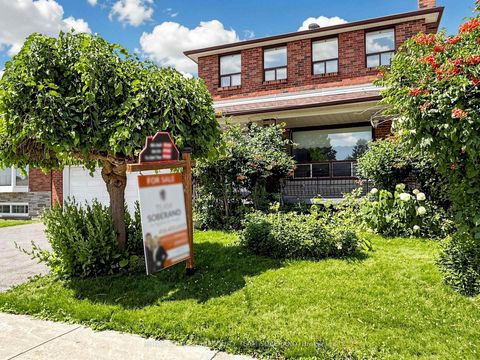 Photo 2 at 36 Lyon Heights Road, Bendale, Toronto