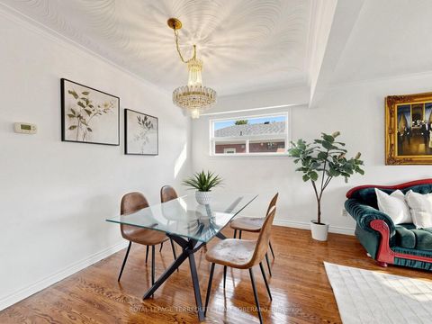 Photo 10 at 36 Lyon Heights Road, Bendale, Toronto