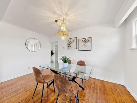 Photo 11 at 36 Lyon Heights Road, Bendale, Toronto